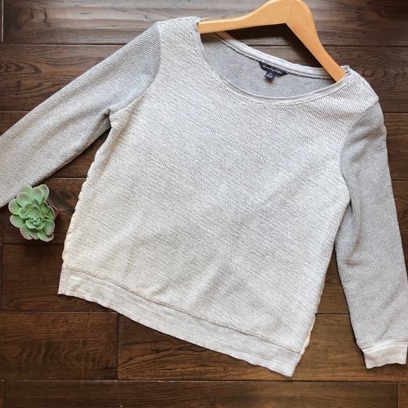 American Eagle Outfitters Sweaters - American Eagle split back knit sweatshirt gray